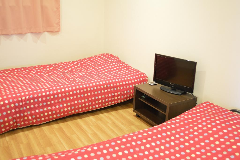 Guest House Fukutomi - Female Only Naha Bilik gambar
